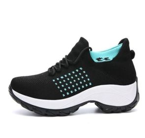 Lightweight Breathable Walking Sneakers (Color: green, size: 6.5)
