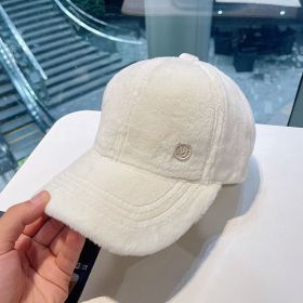 M Letter Rabbit Fur Blended Cap Ins Tide Brand Female Autumn And Winter All-match Plush Hat Suitable For Face Big Baseball Caps (Color: White, size: 54-60CM)